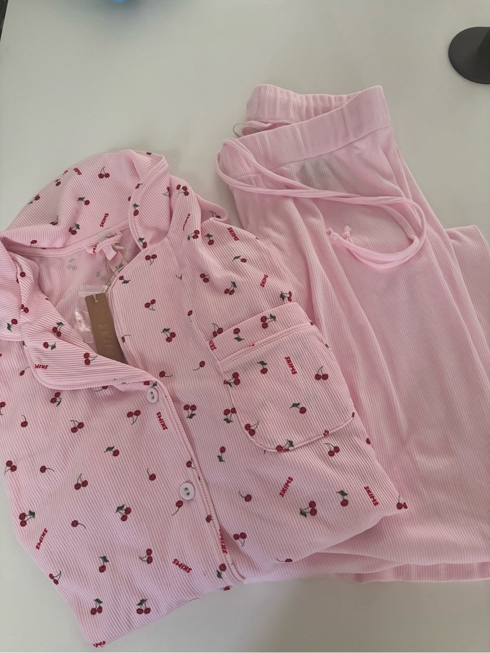 SKIMS Cherry-Print Long-Sleeve Pajama Set *rare cherry blossom*
